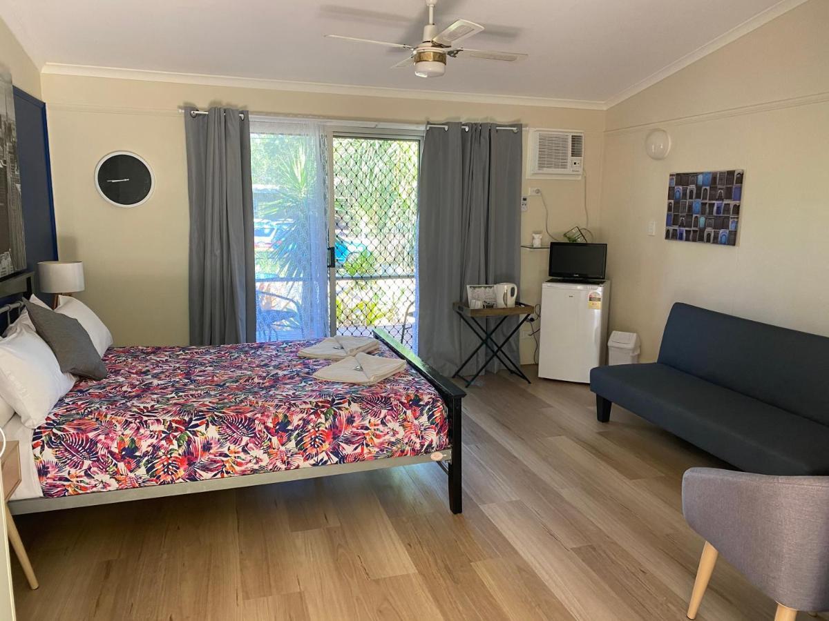 Colonial Village Resort Hervey Bay Esterno foto
