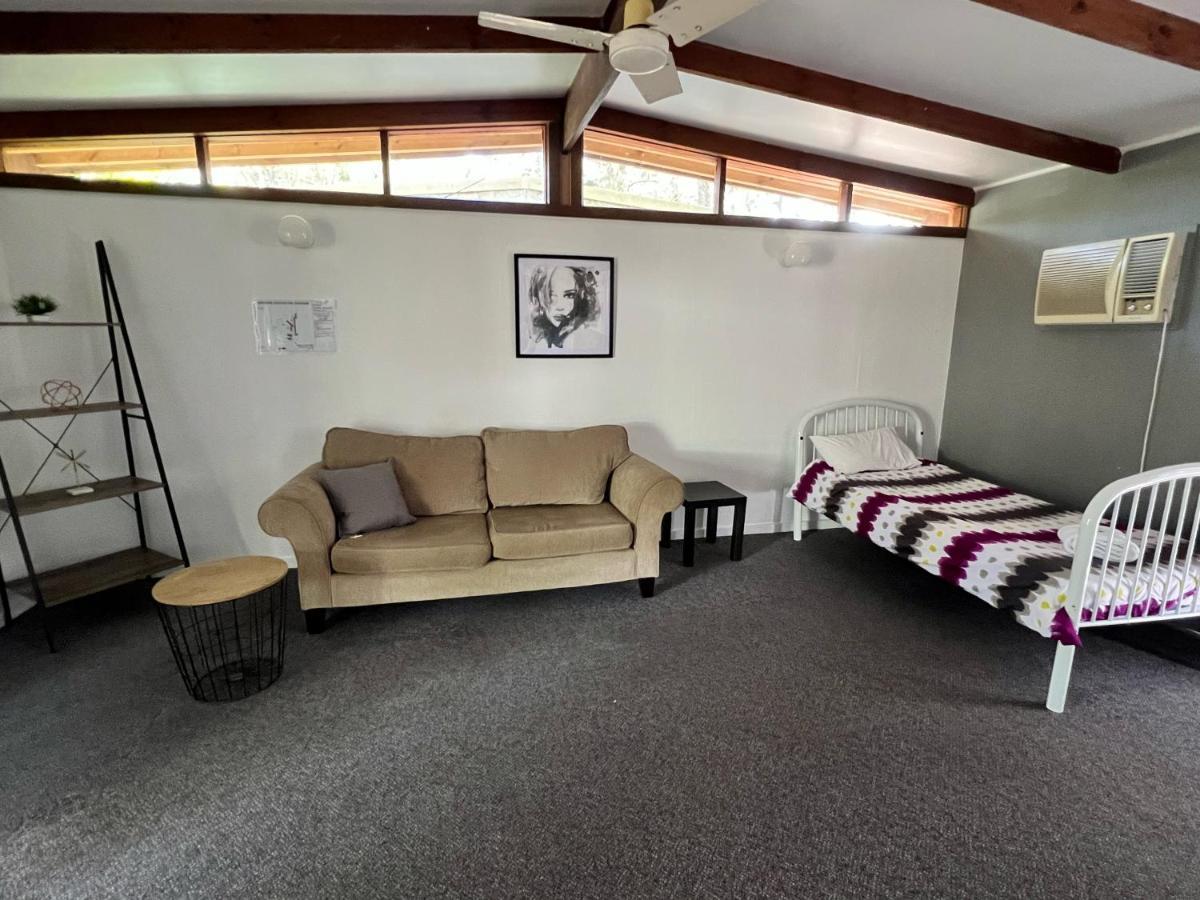 Colonial Village Resort Hervey Bay Esterno foto