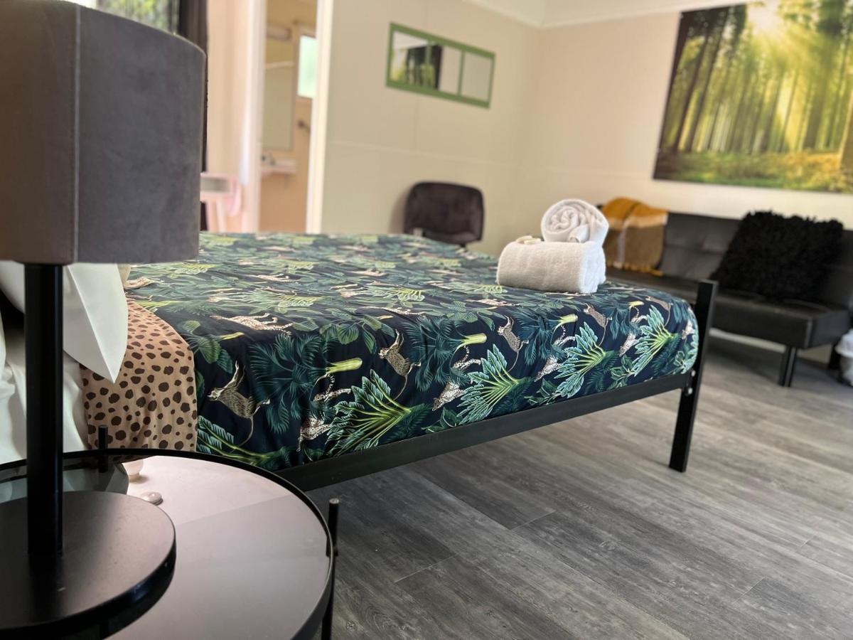 Colonial Village Resort Hervey Bay Esterno foto
