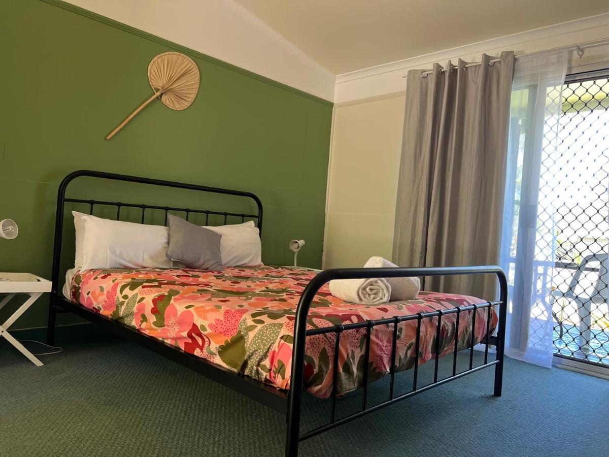 Colonial Village Resort Hervey Bay Esterno foto