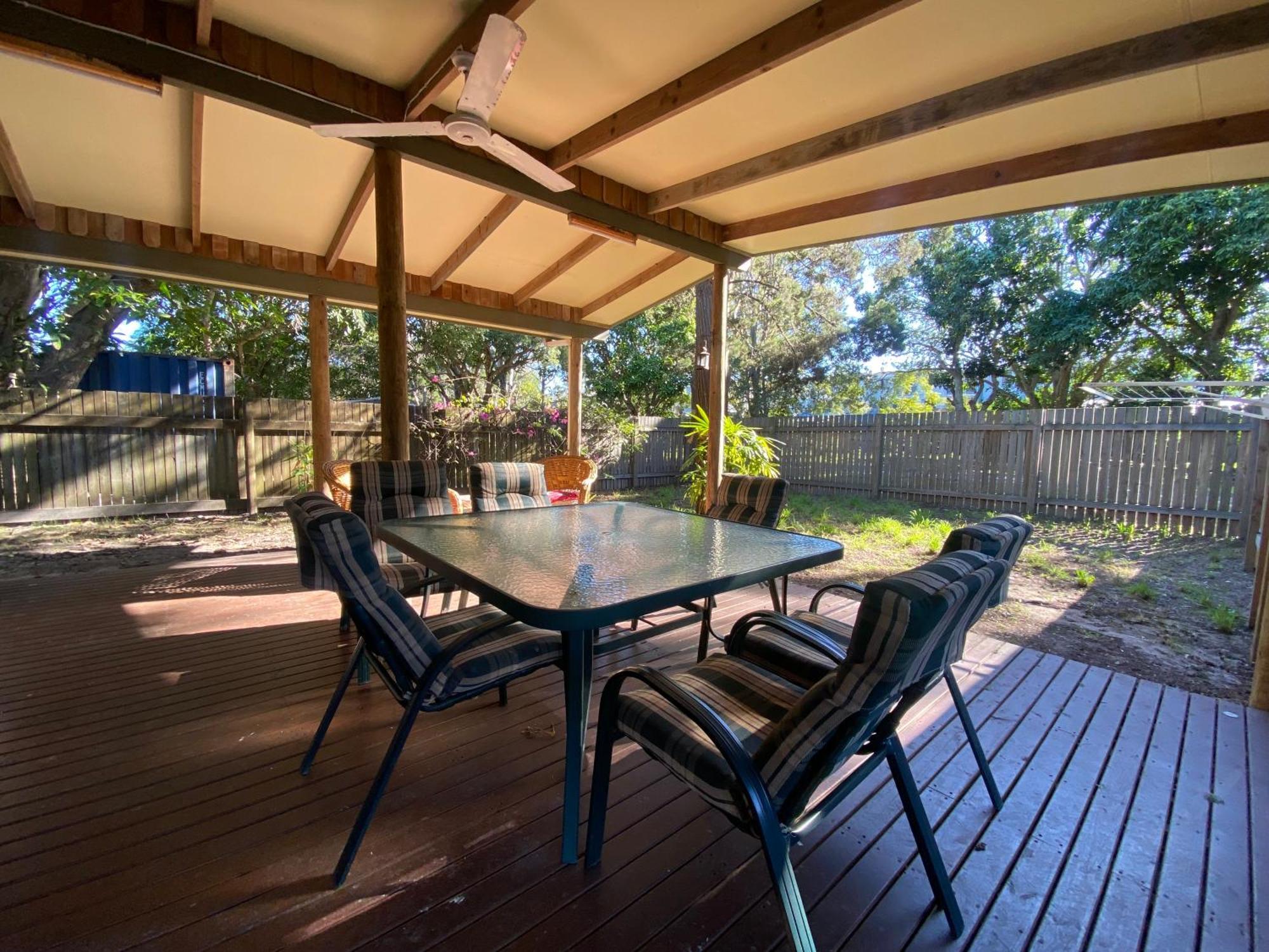 Colonial Village Resort Hervey Bay Esterno foto